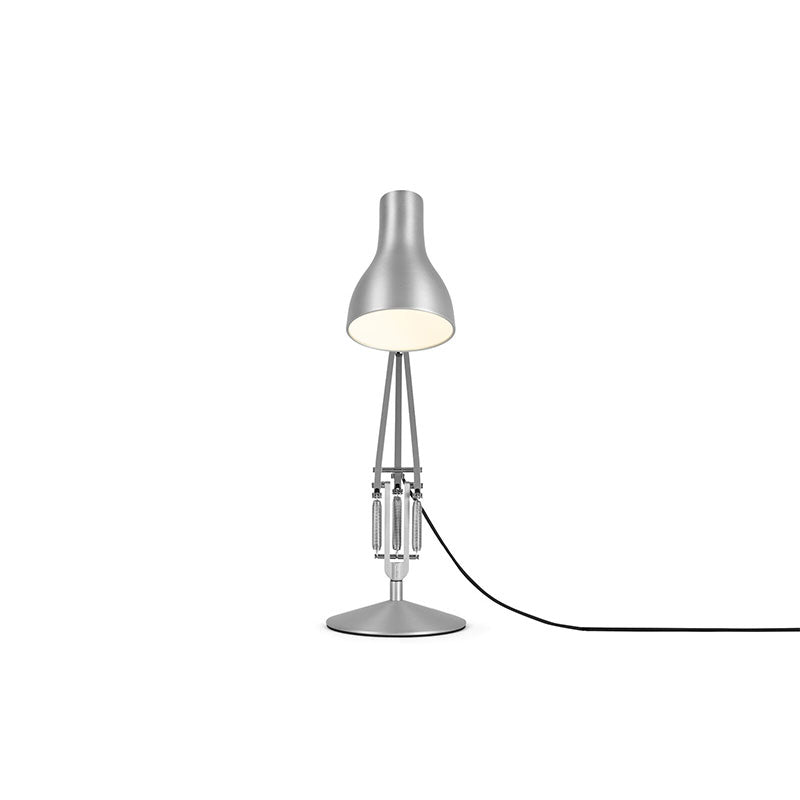 Type 75 Desk Lamp