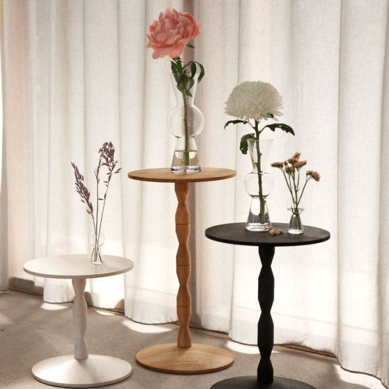 Pedestal table