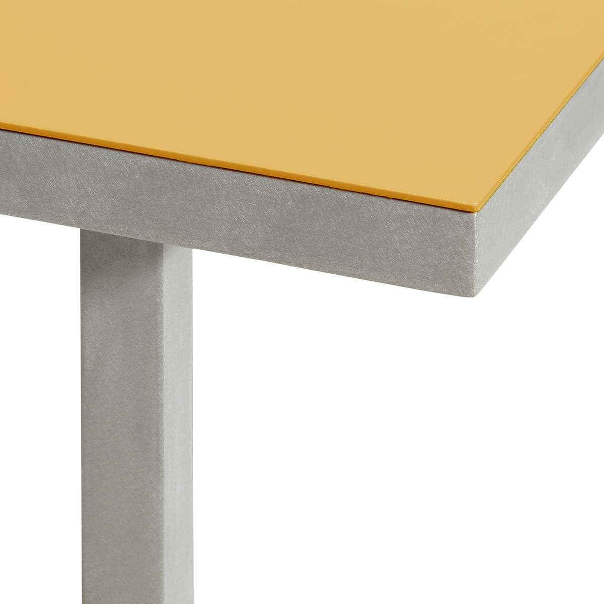 Alu Dining Table