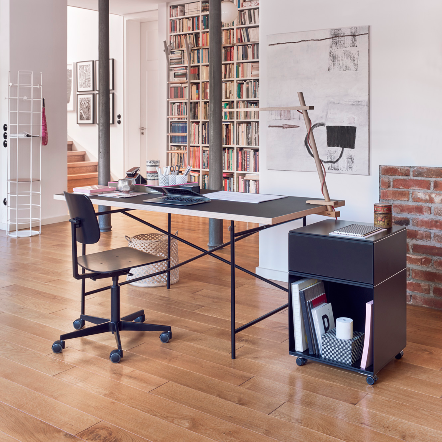 Eiermann 1 Table