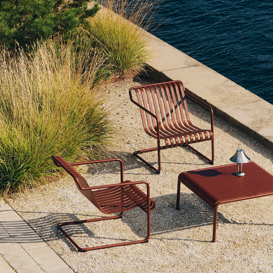 Palissade Cantilever Lounge Chair Low