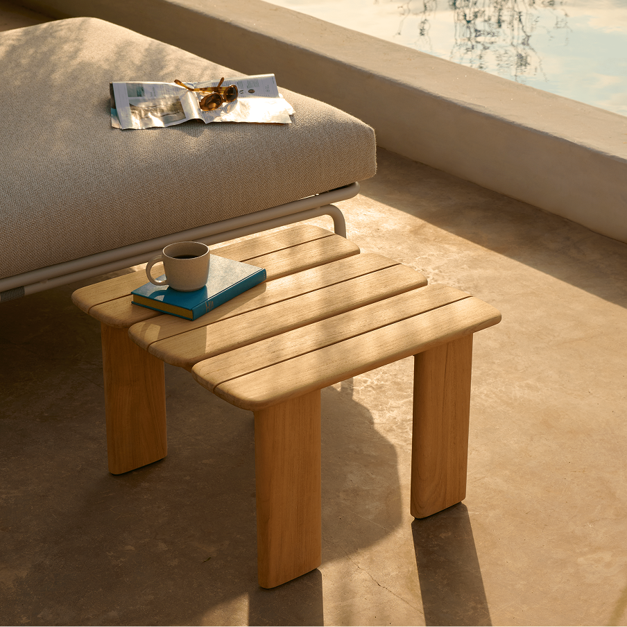 Assemble Coffee Table