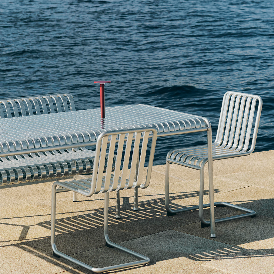 Palissade Cantilever Chair