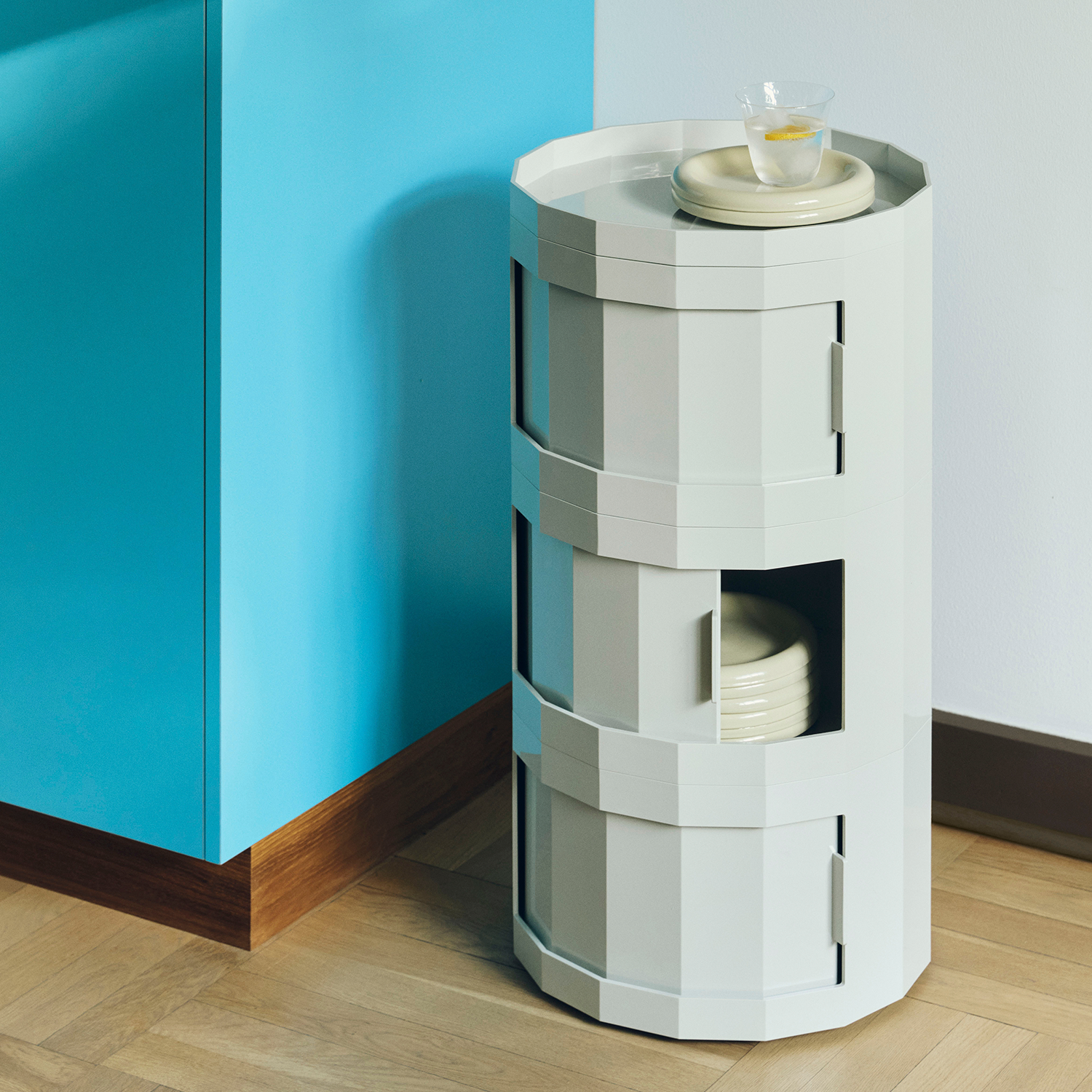 Facet Cabinet