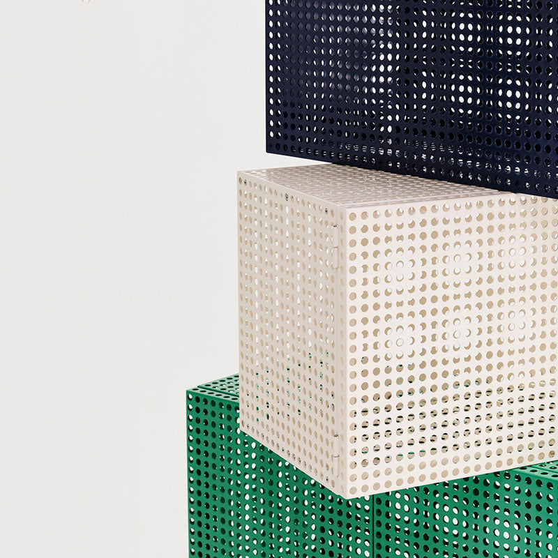 Perforated Cabinet da parete