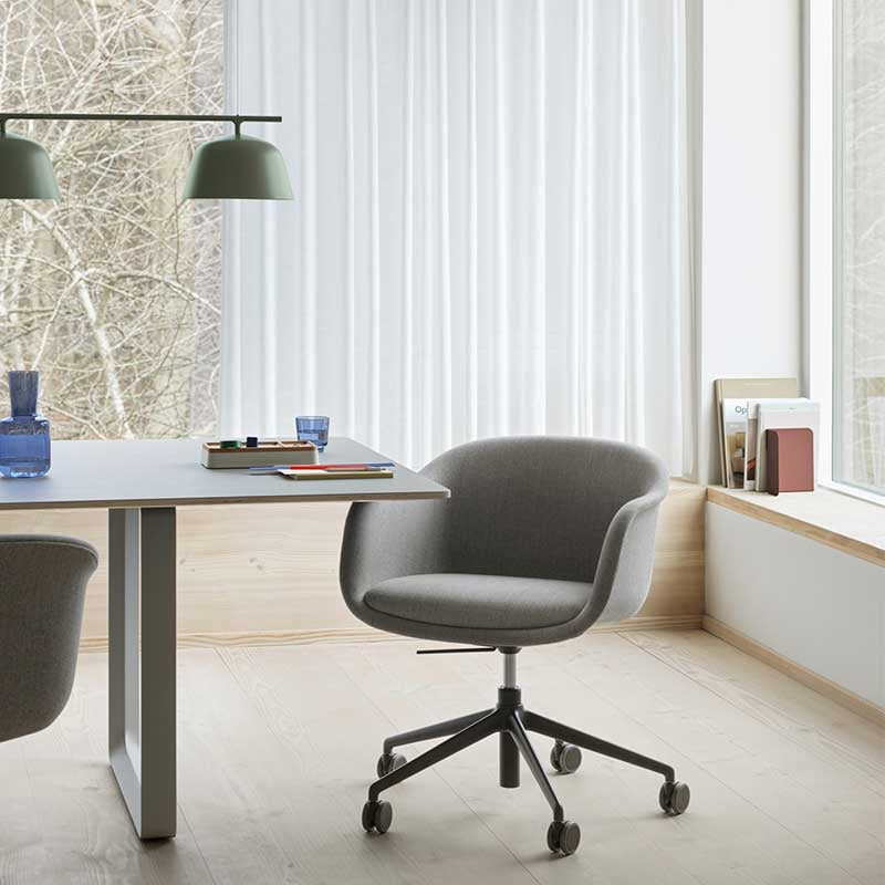 Fiber Conference Armchair