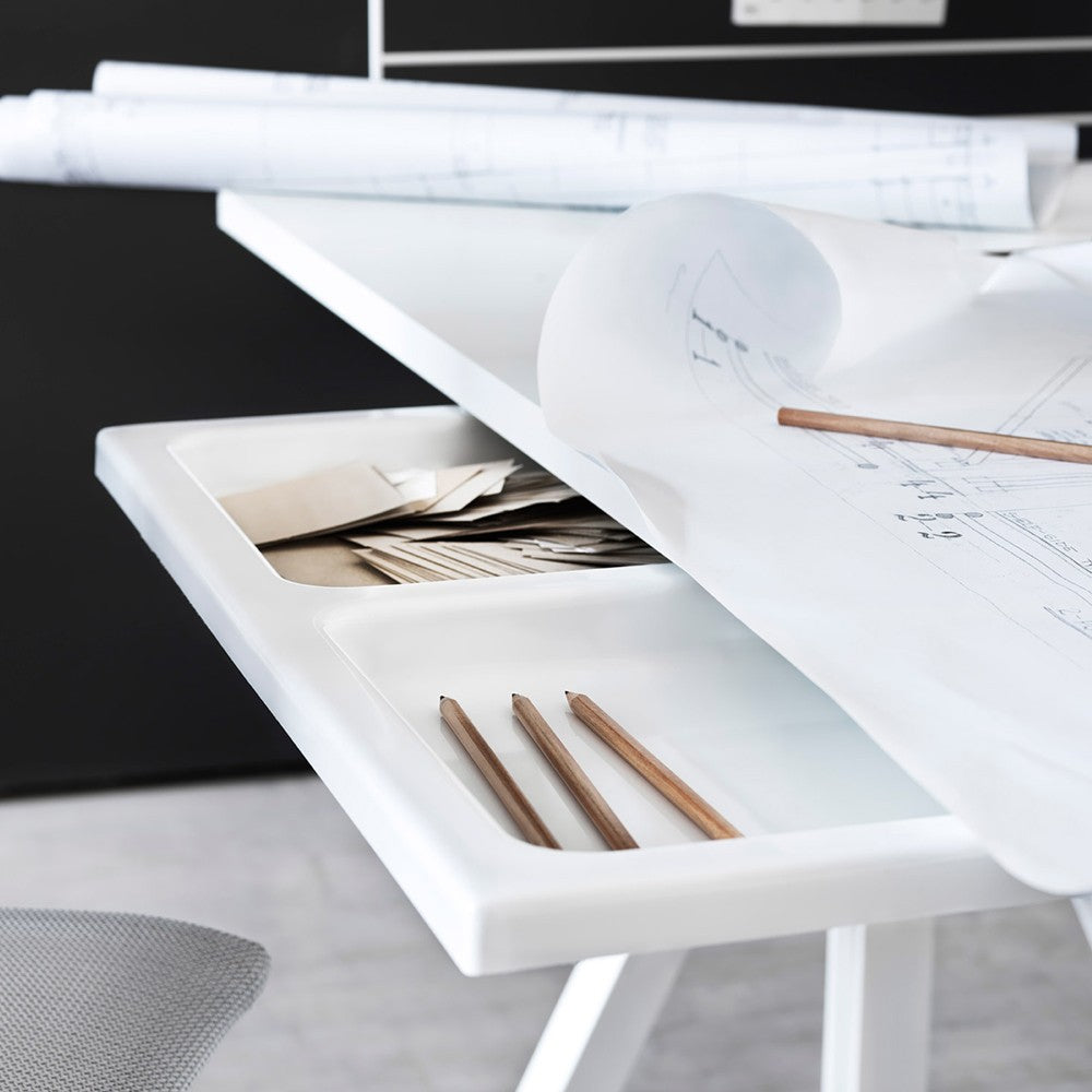 Height-adjustable Work desk