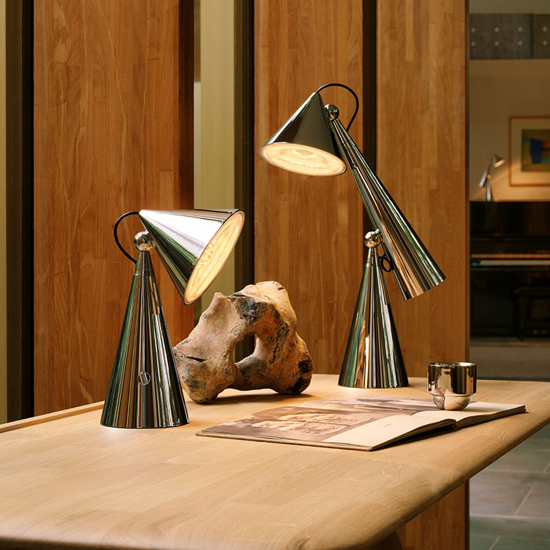 Pose Task Light