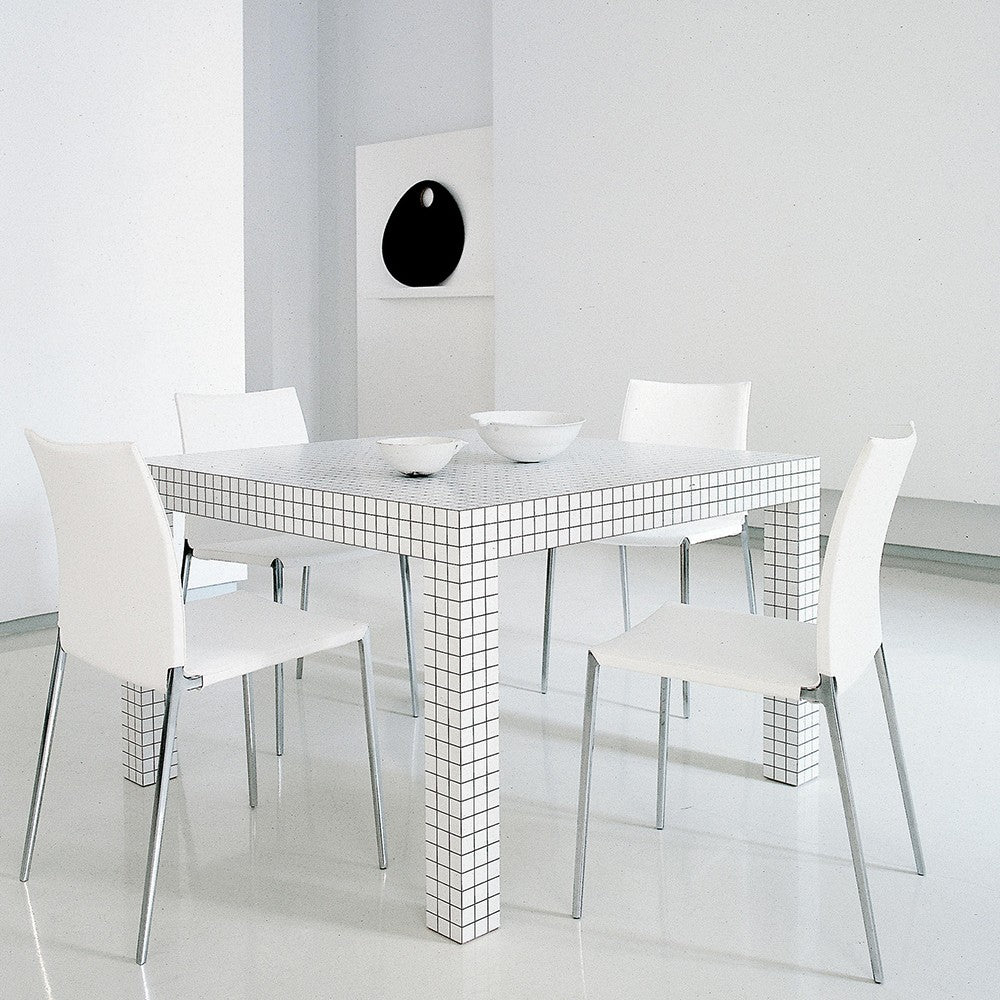 Quaderna Table 2600