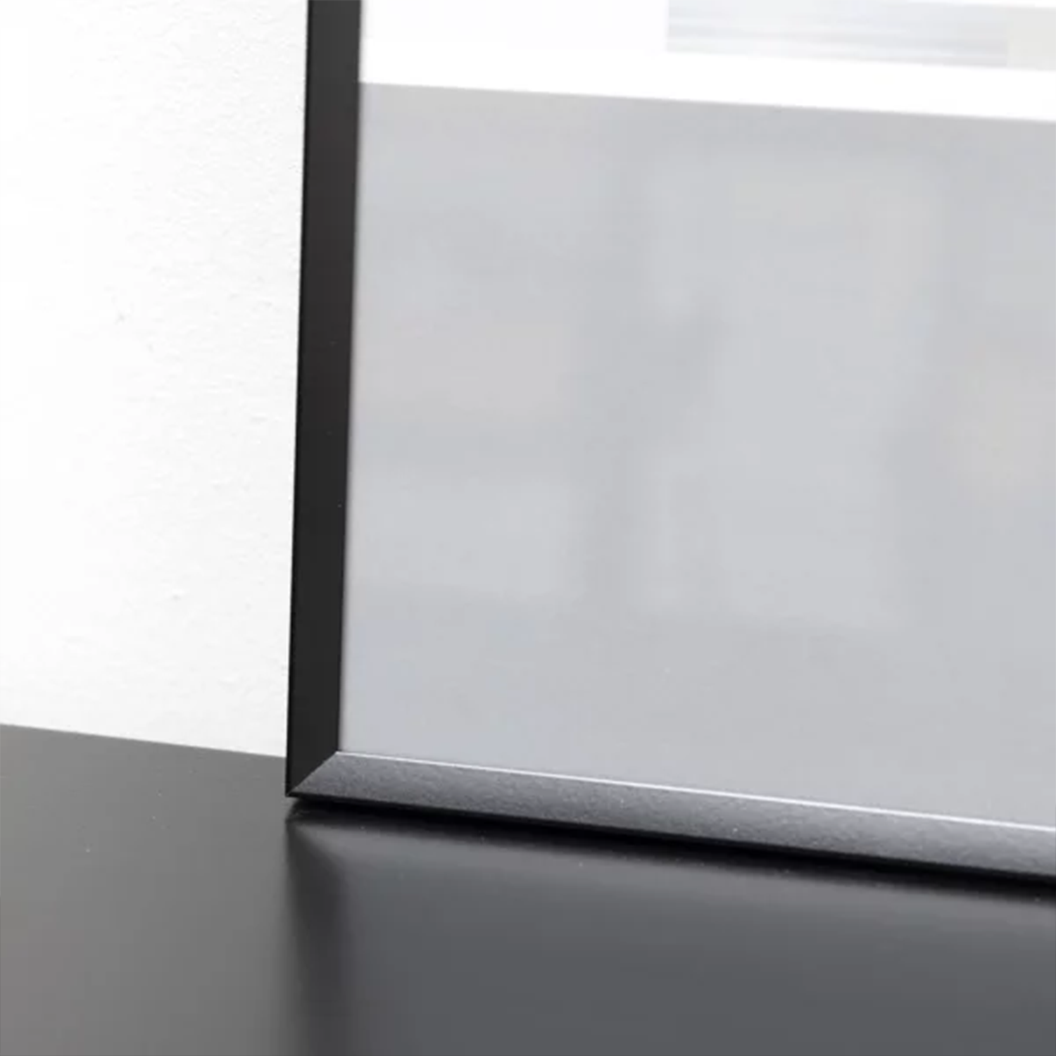 Cornice in alluminio - Archive