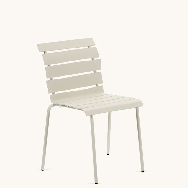 Aligned stacking chair