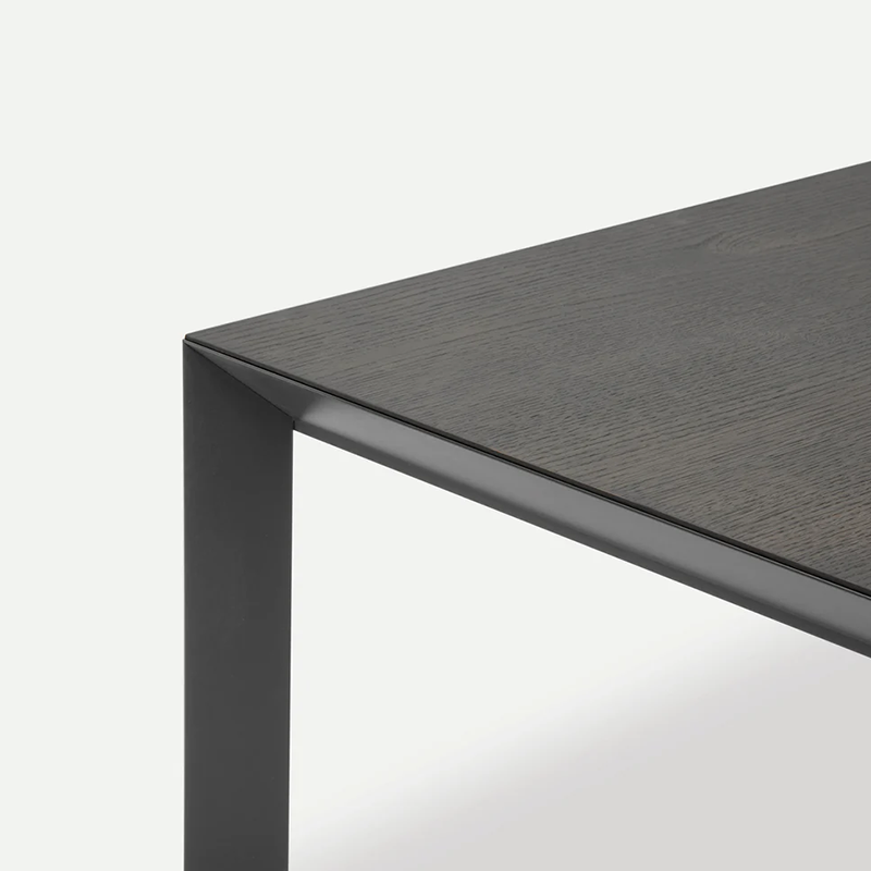 Soffio fixed table