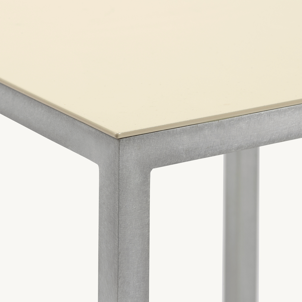 Alu Bar Stool