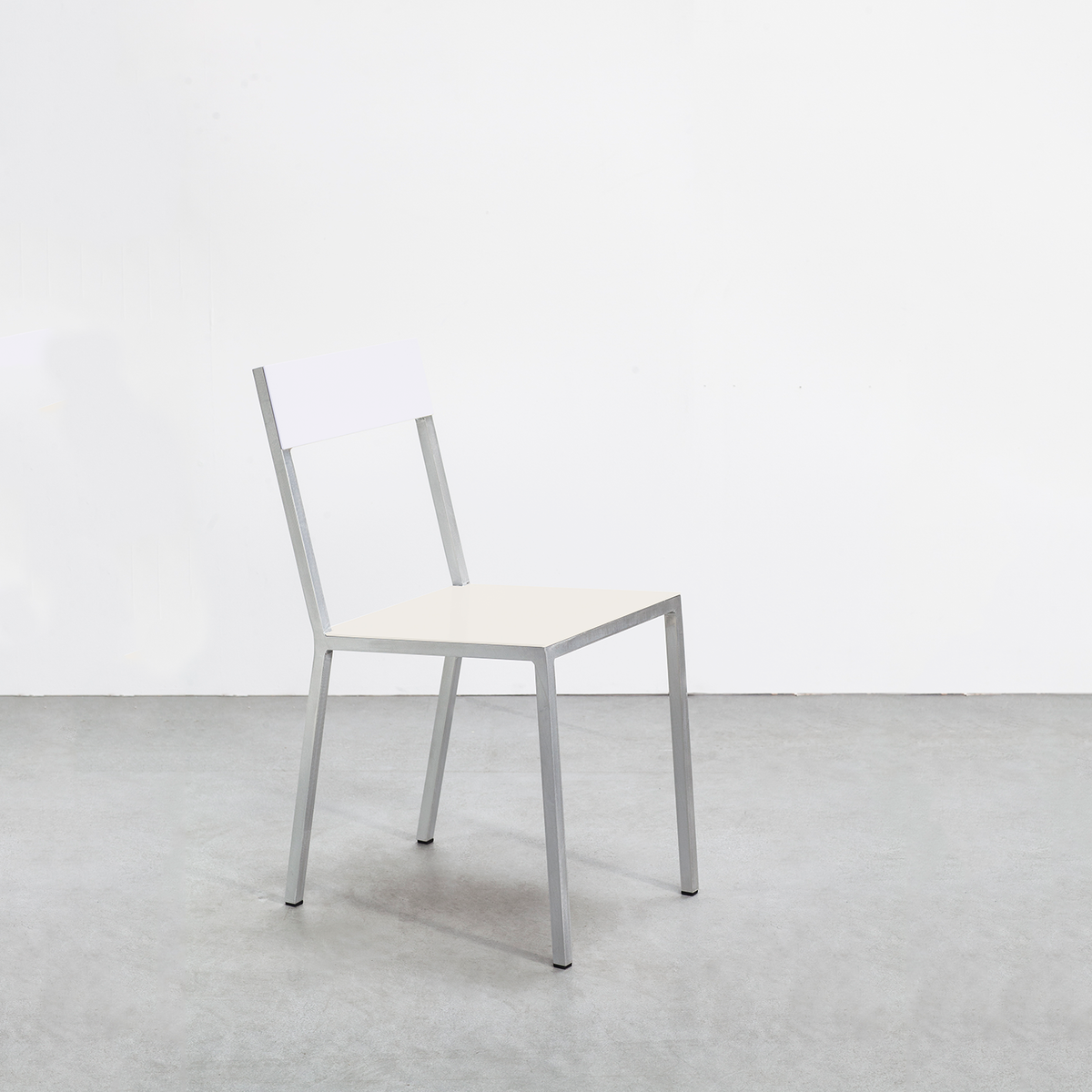 Alu Chair