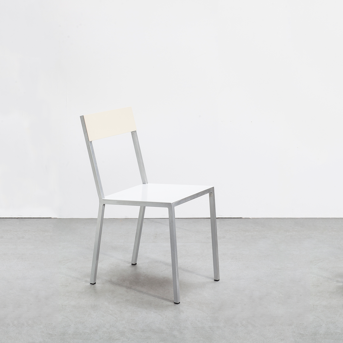 Alu Chair