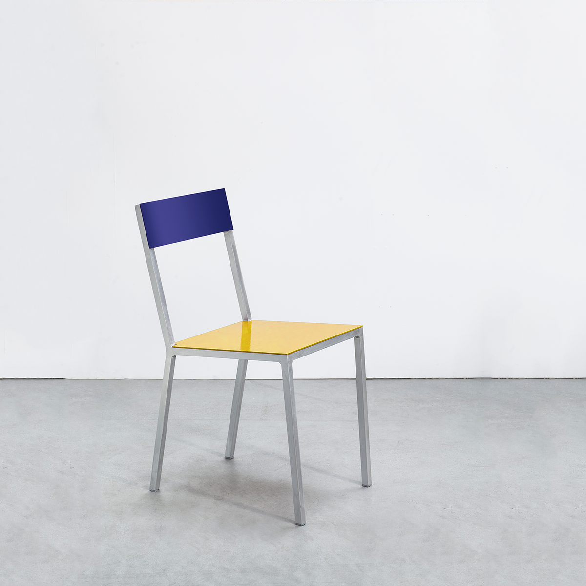 Alu Chair