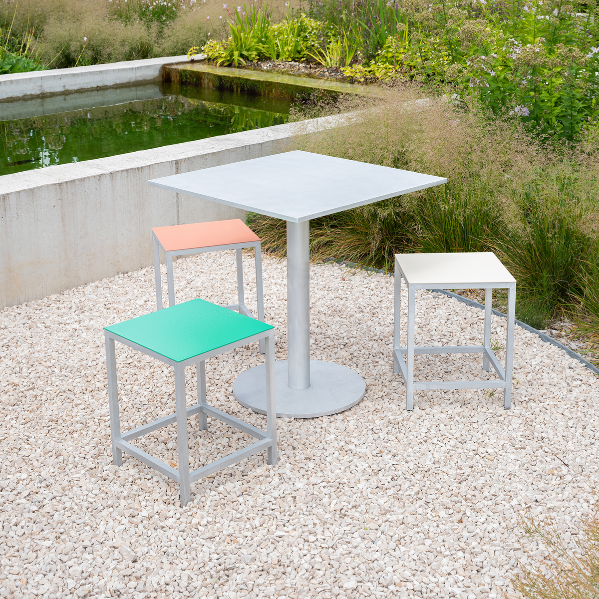 Alu Stool