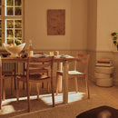 Atura dining table