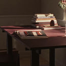 Atura dining table