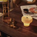 Atura dining table