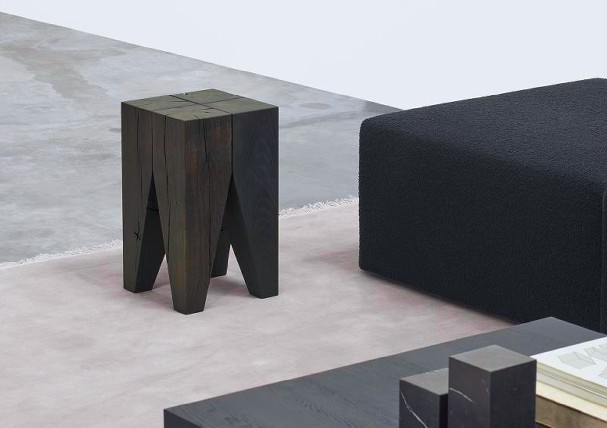 Backenzahn_Stool_by_E15_d3e9a69f-0a58-4580-b997-84789918c1ed