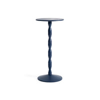 Pedestal table