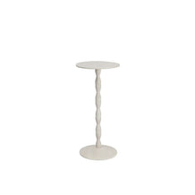 Pedestal table