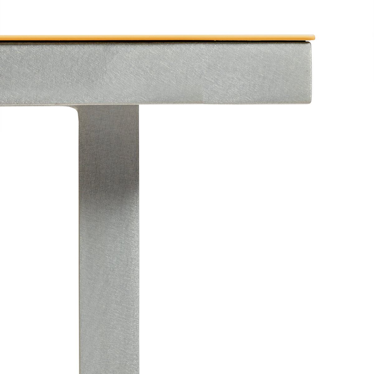 Alu Dining Table