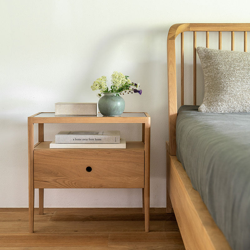 Ethnicraft_Spindle-bedside-table_Amb_05