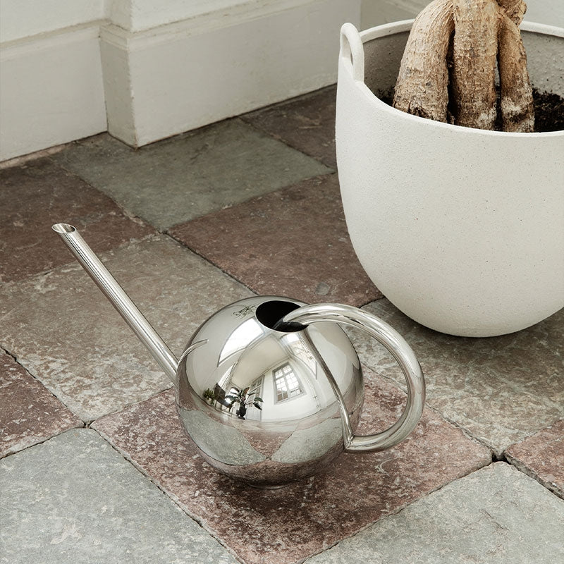 FermLIVING_Orbwateringcan_Amb_05