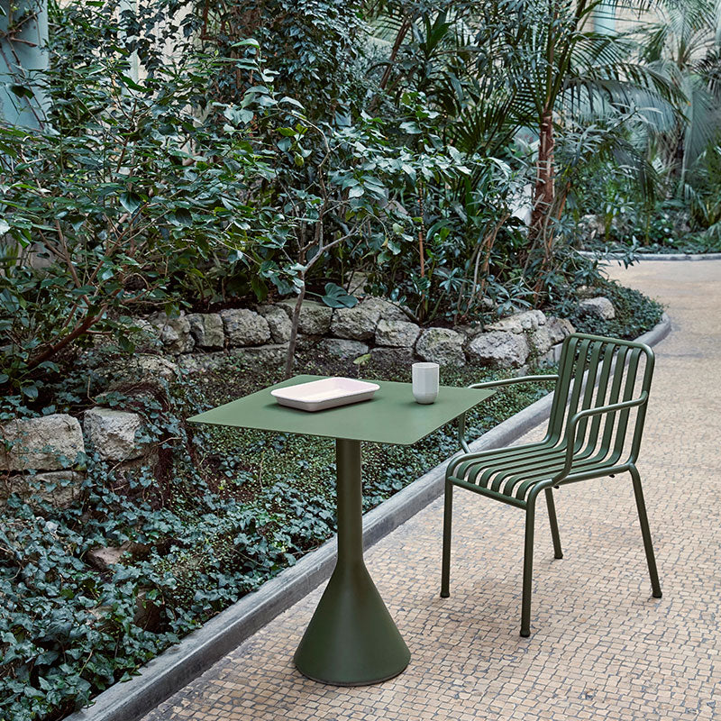 Palissade Cone Table