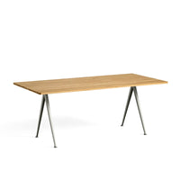 Pyramid Table 02