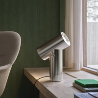 Beam table lamp