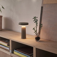 Ease Portable Lamp