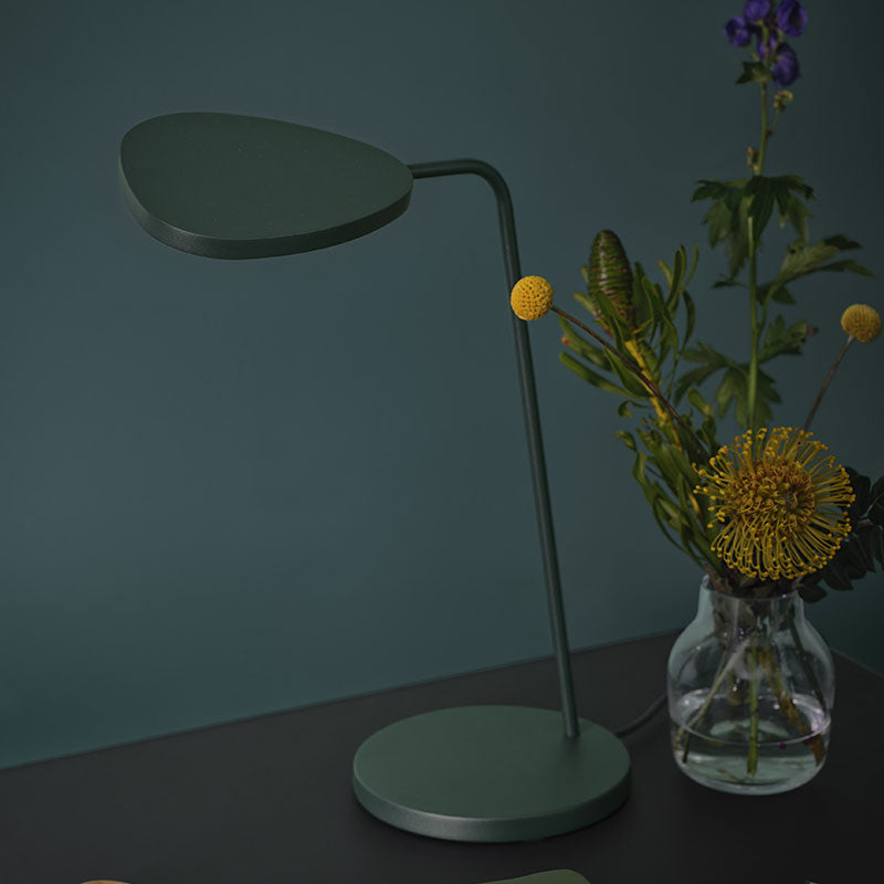 Leaf Table Lamp