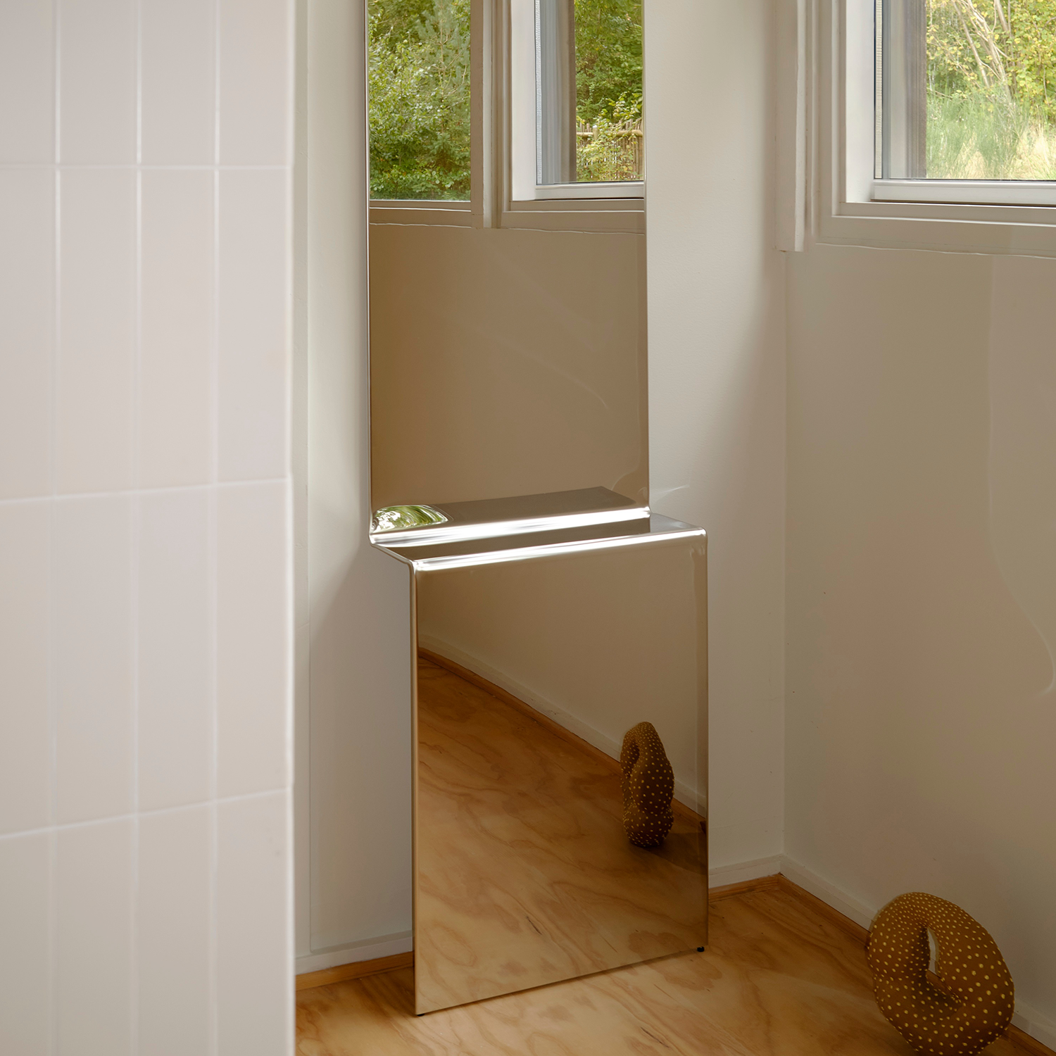 Muuto_Pleat-Mirror_04