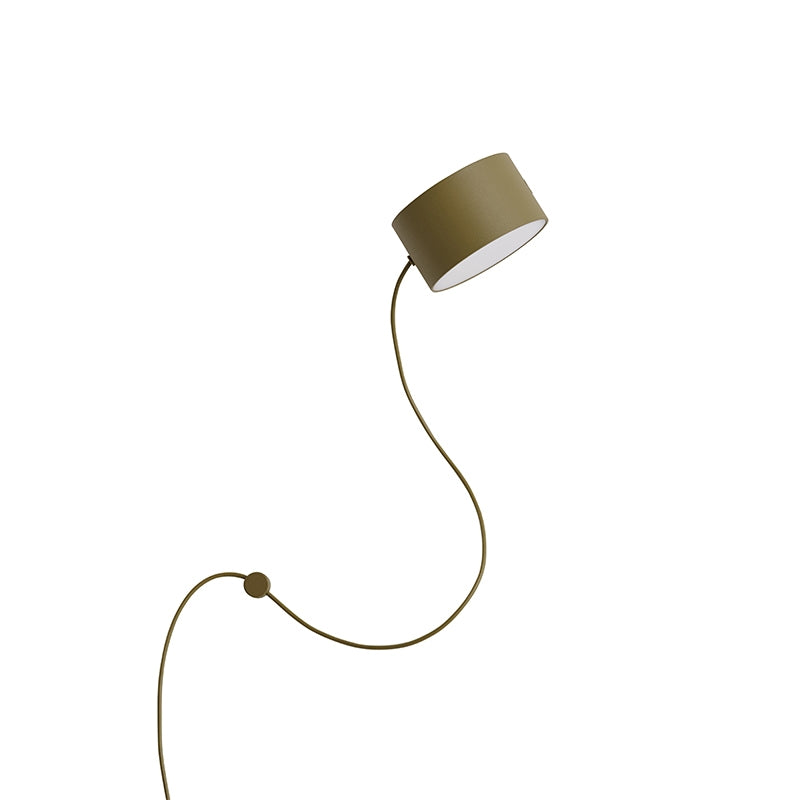 Post wall lamp