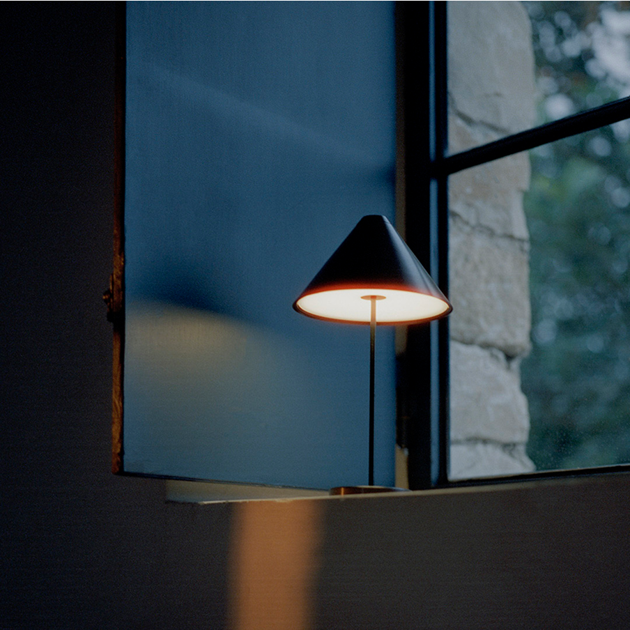 Brolly Portable Light