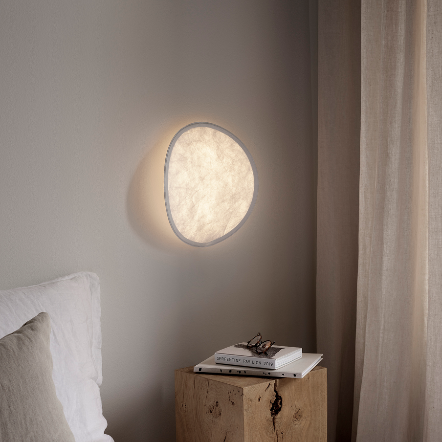 Tense Wall Lamp