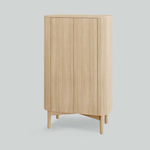 Loud tall cabinet
