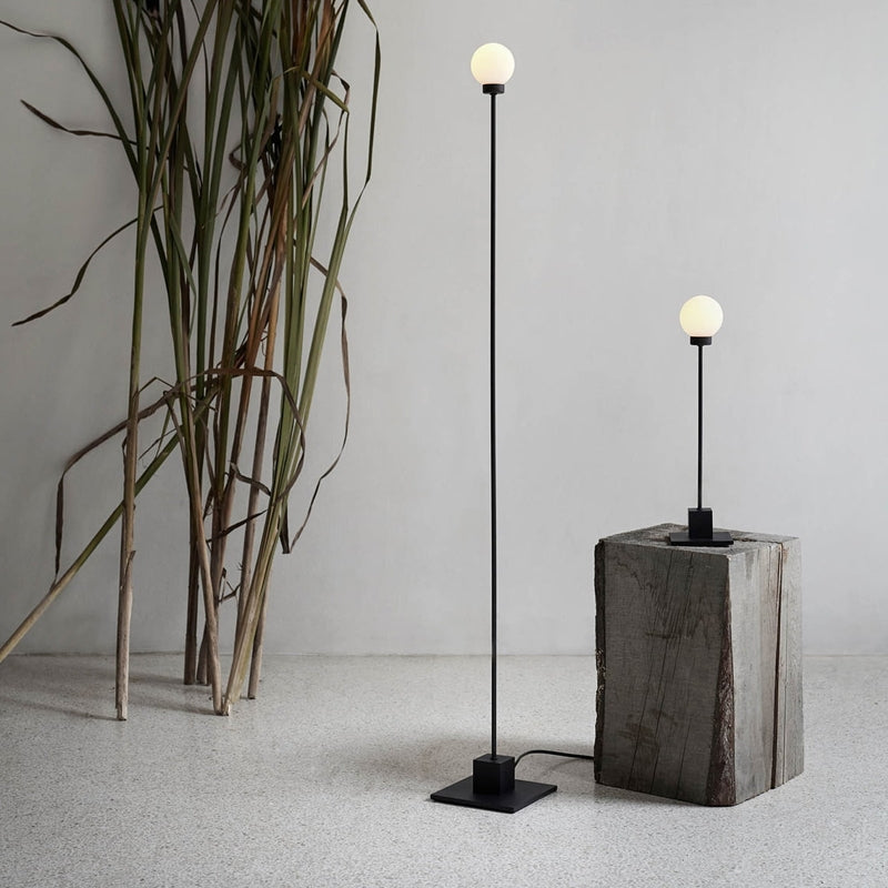 Snowball floor lamp