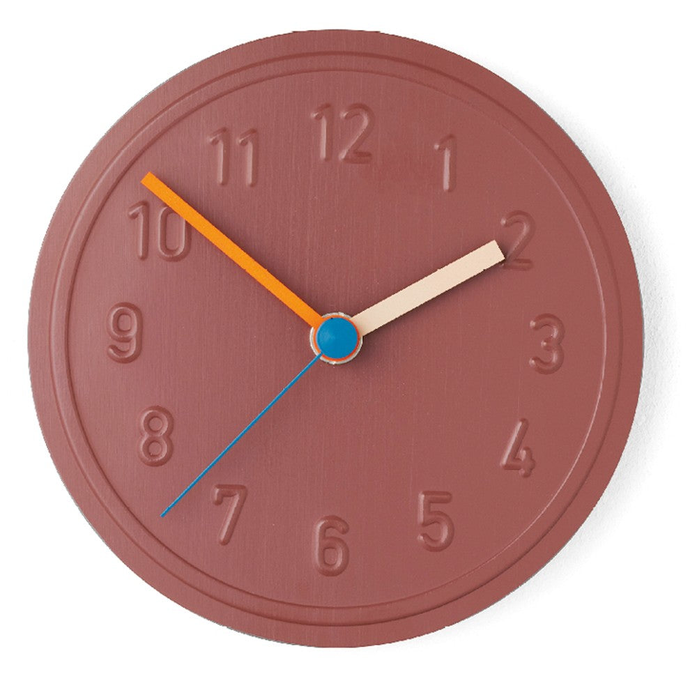 Alu Alu Wall Clock