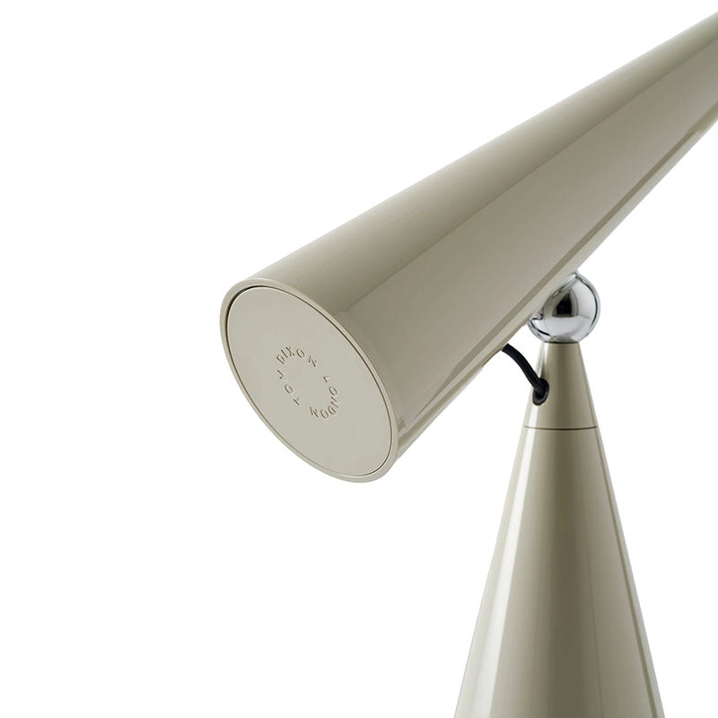 Pose Task Light