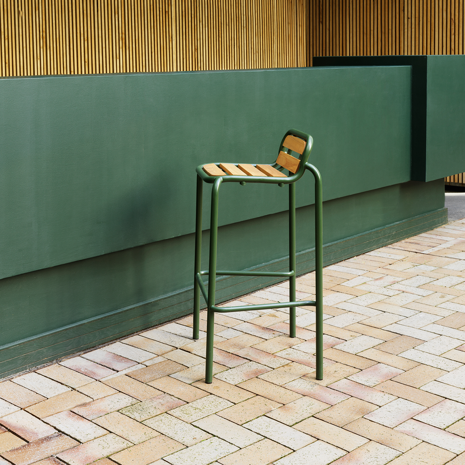 Vig Robinia Lounge Chair