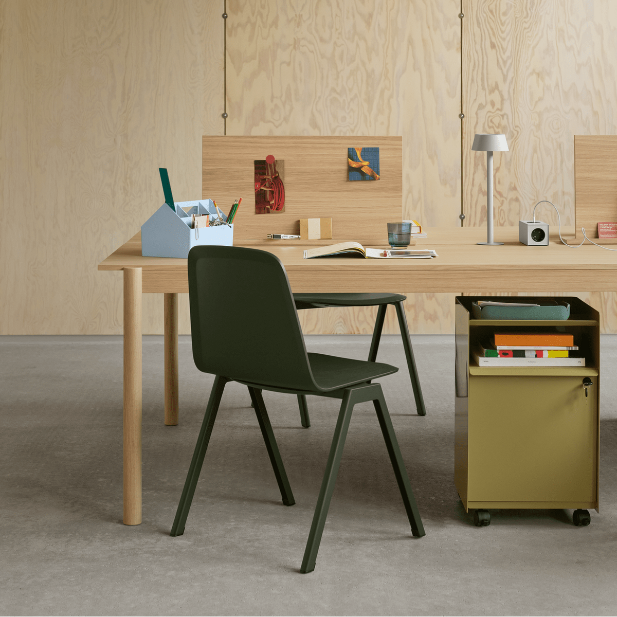 brink-a-base-dark-olive-folded-trolley-dark-beige-green-sketch-linear-system-table-screen-table-lamp-high-res