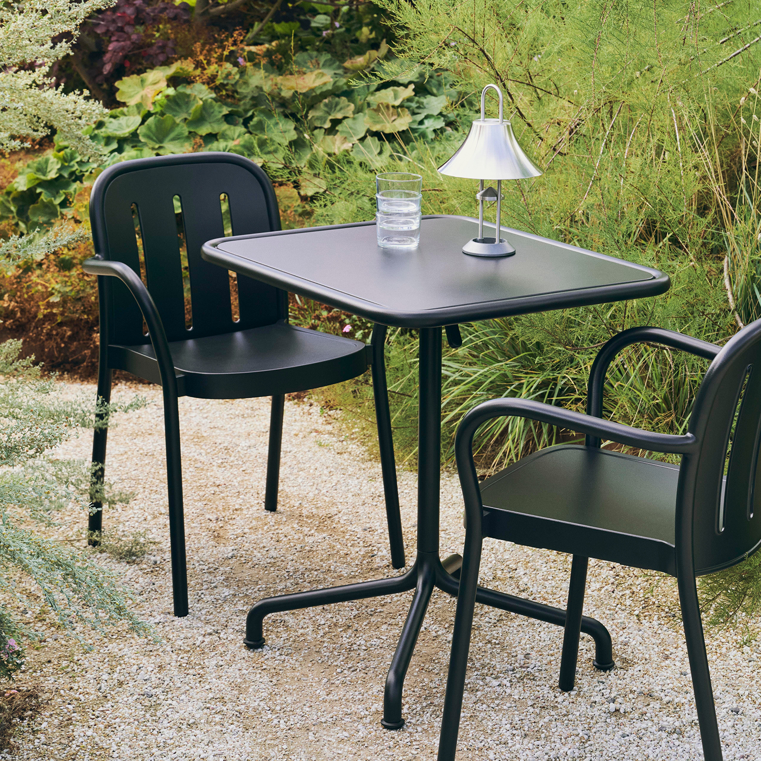 Deville Table