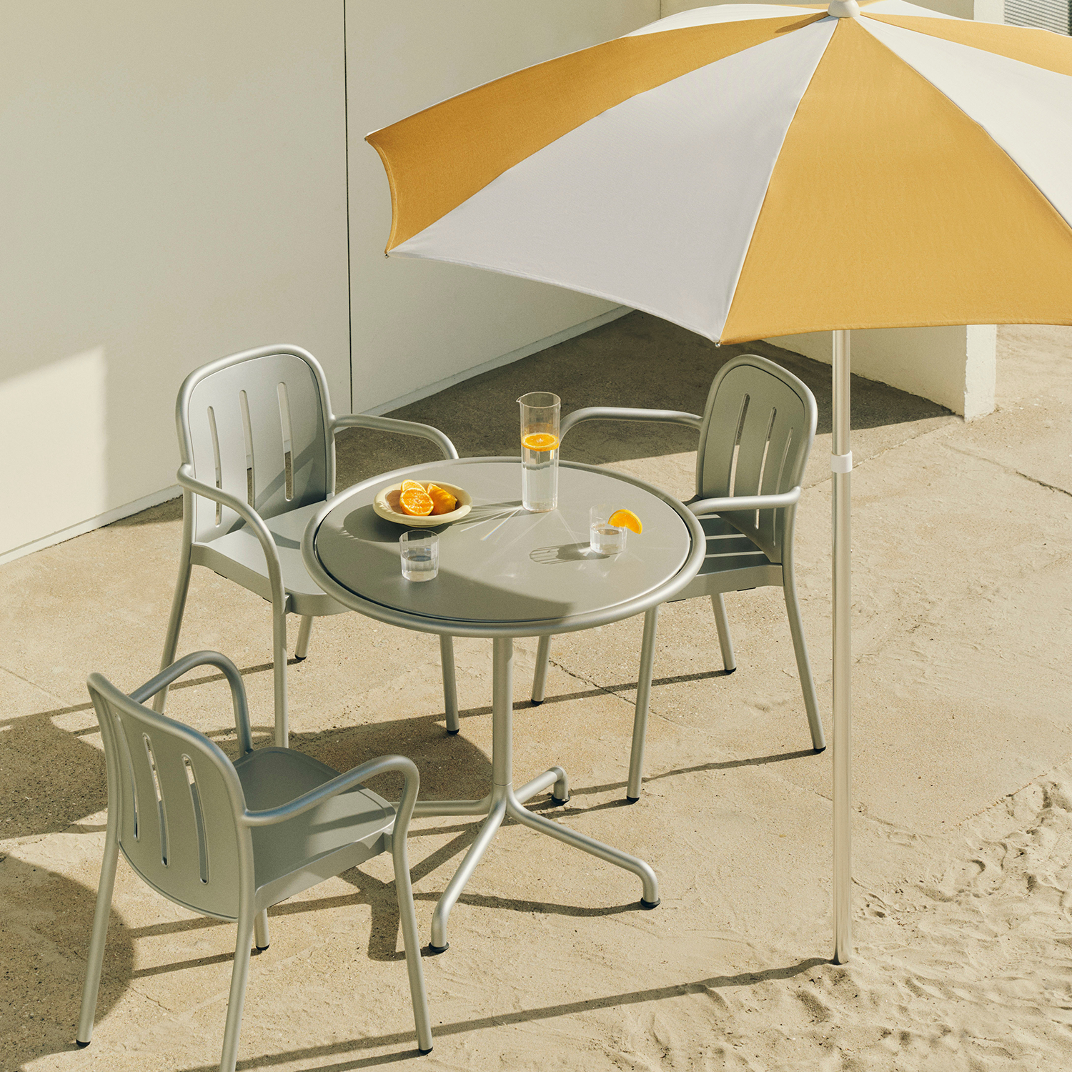 Deville Table