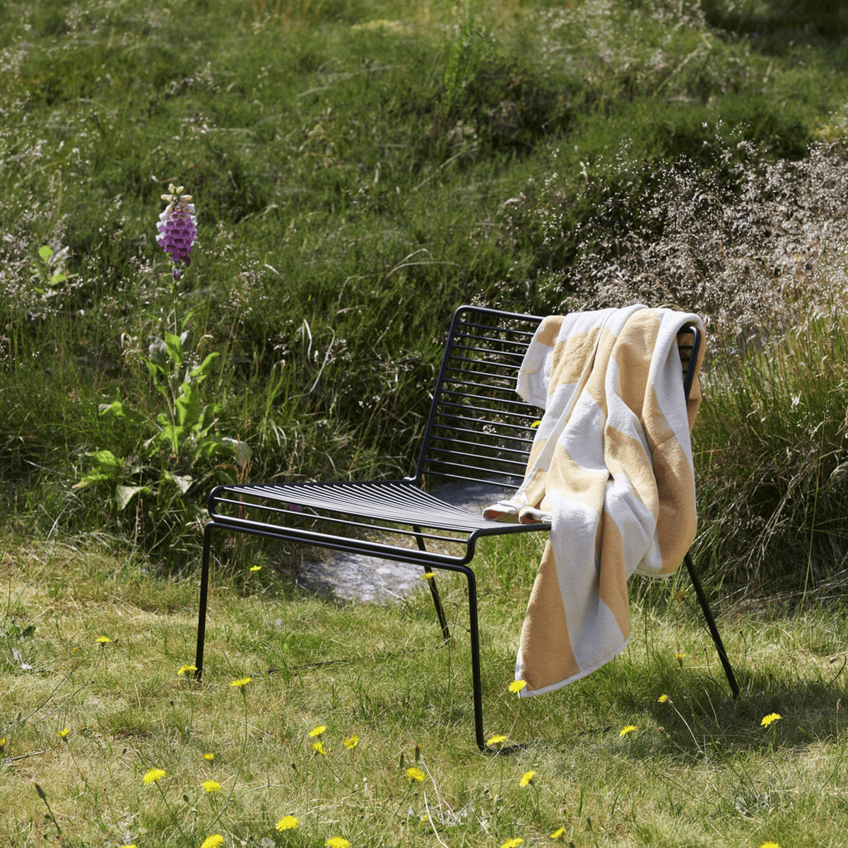 Hee lounge chair - Archive Sale