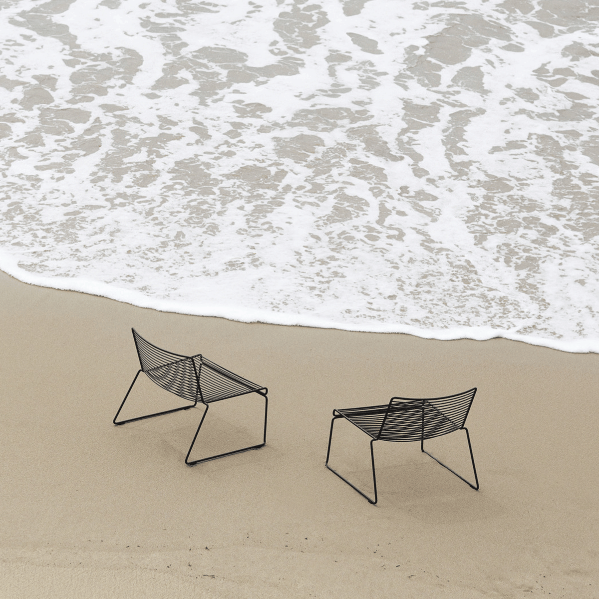 Hee lounge chair - Archive Sale