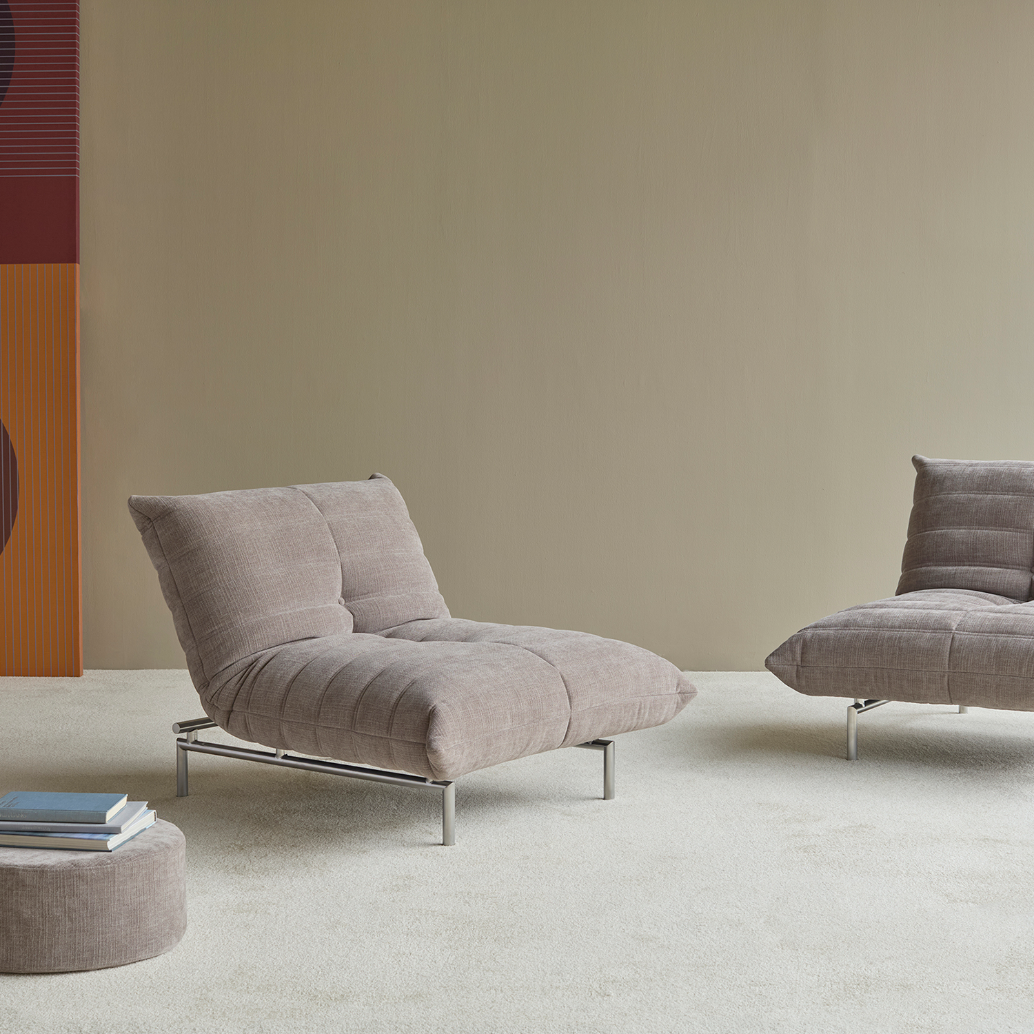 Mikunjo chair
